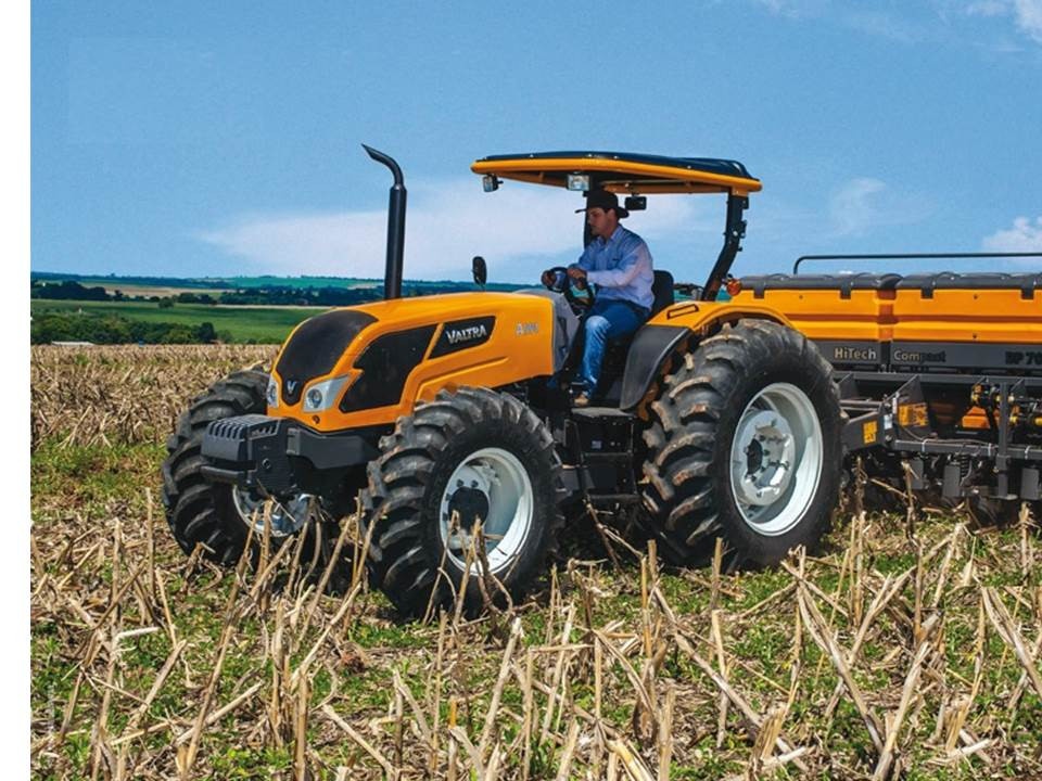 Trator Valtra A990R