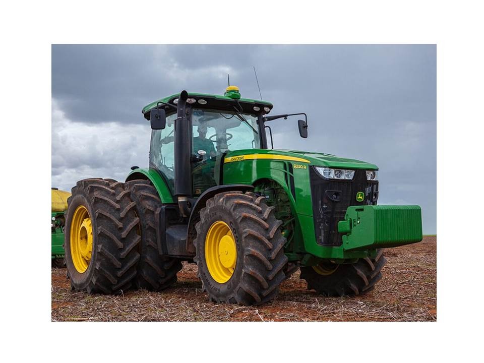 Trator John Deere 8320R