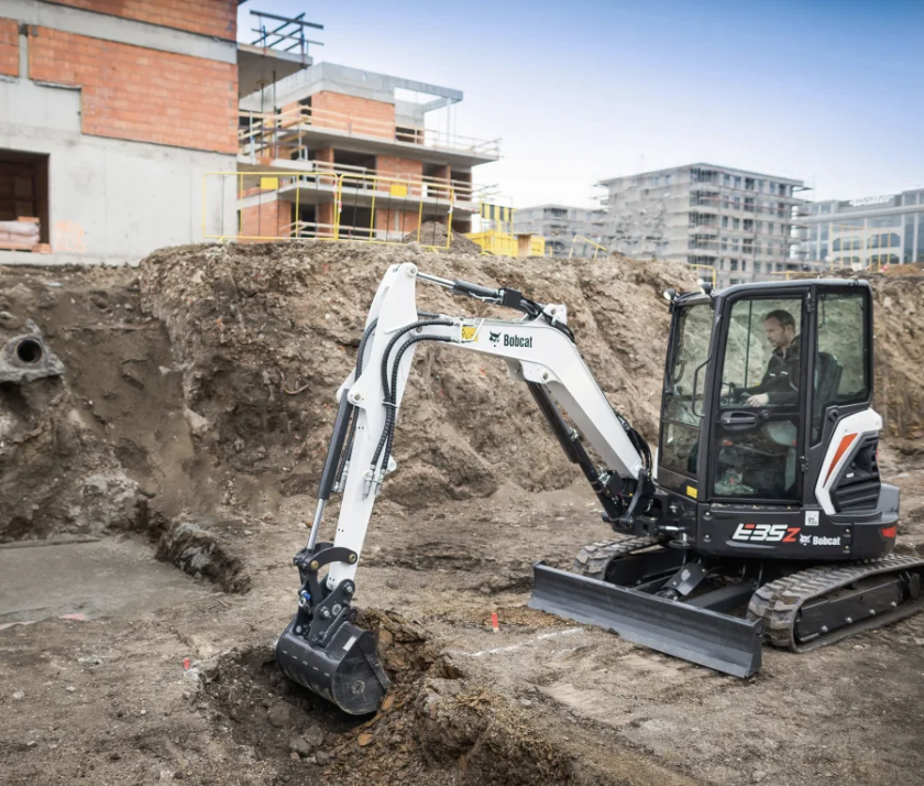 Mini Escavadeira Bobcat E35Z