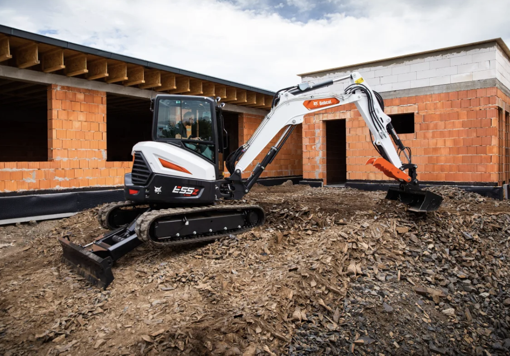 Mini Escavadeira Bobcat E55Z