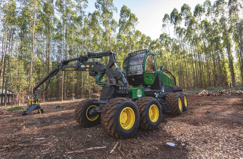 Harvester John Deere 1270G