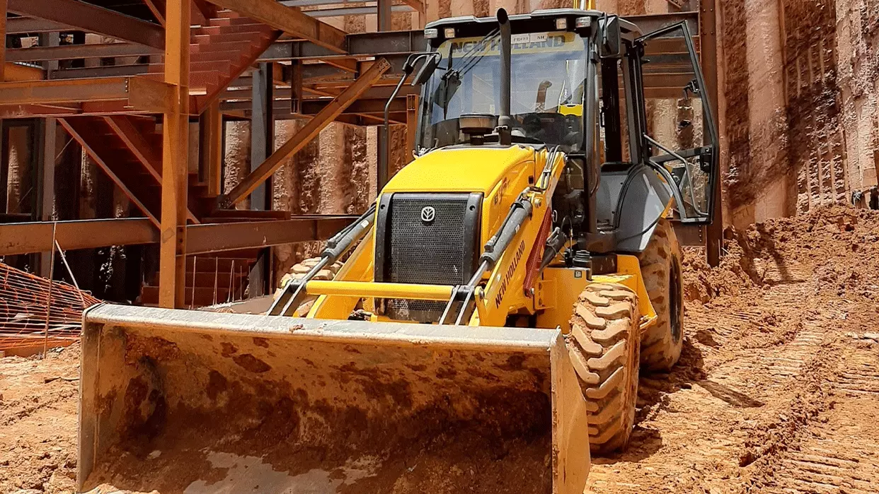 Retroescavadeira New Holland B95C