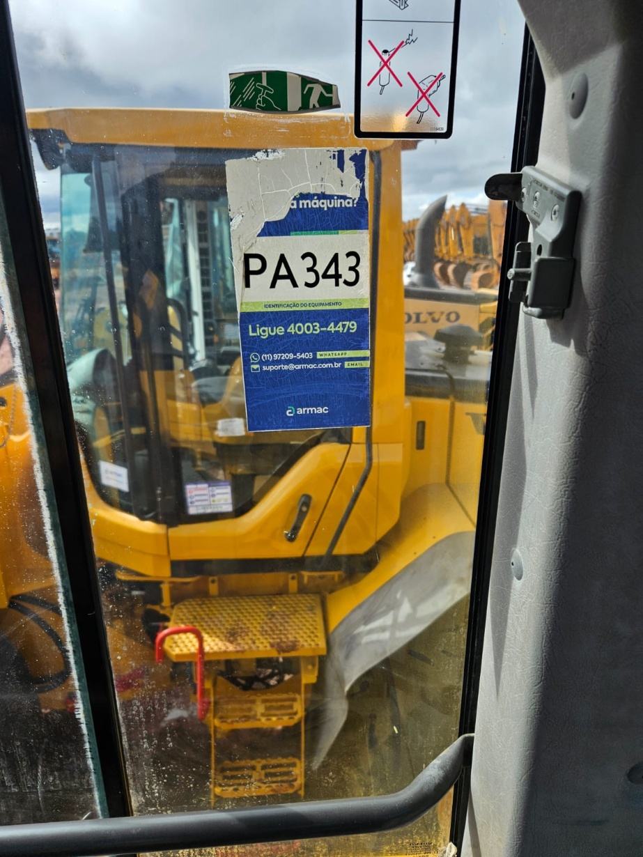 Pá Carregadeira Volvo L60F ano 2021