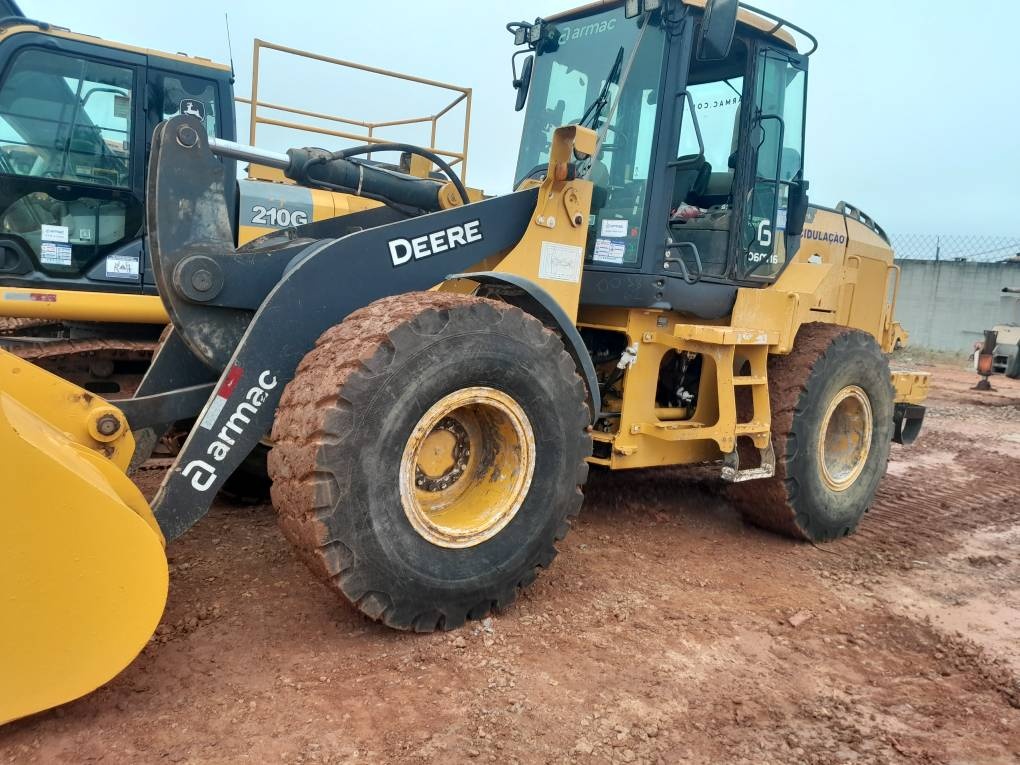Pá Carregadeira John Deere 624K ano 2022 - 624K - Máquinas de Linha Amarela