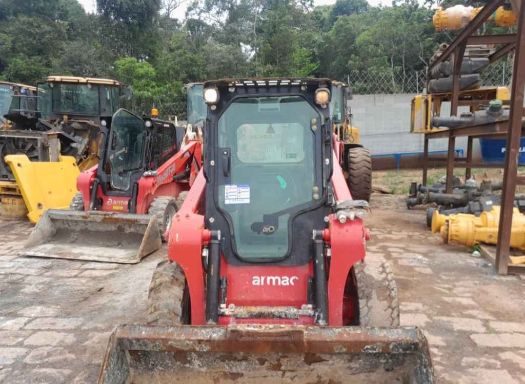 Mini Carregadeira Manitou 1650R ano 2021 - 1650R - Máquinas de Linha Amarela