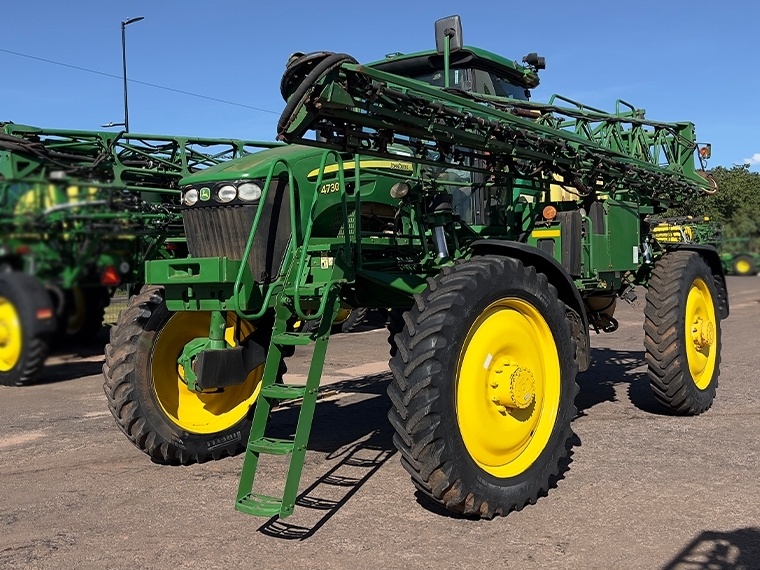 Pulverizador Autopropelido John Deere 4730 ano 2014