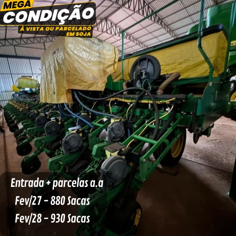 Plantadeira John Deere 2122 ano 2012