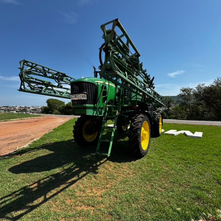 Pulverizador Autopropelido John Deere 4630 ano 2014
