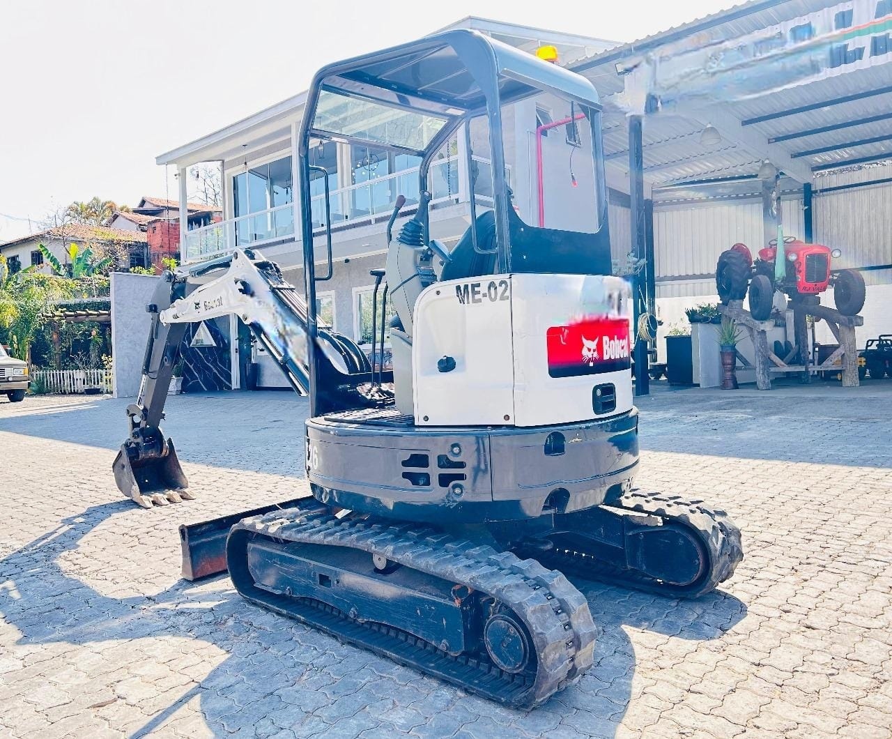 Mini Escavadeira Bobcat E26 ano 2014