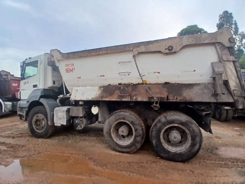 Caminhão Mercedes Benz Axor 4144 K 6x4 2p (diesel) ano 2021 - Axor 4144 K 6x4 2p (diesel) - Caminhões e Carretas