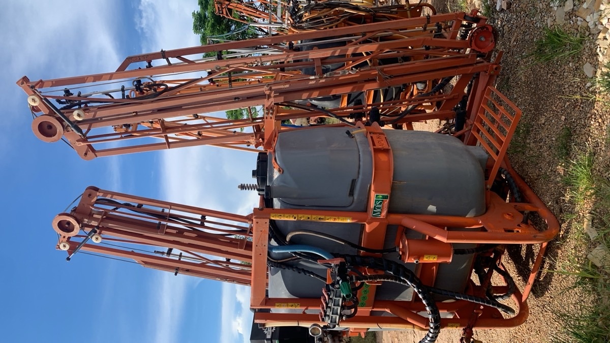 Pulverizador Aplik 800L BARRA DE 18M