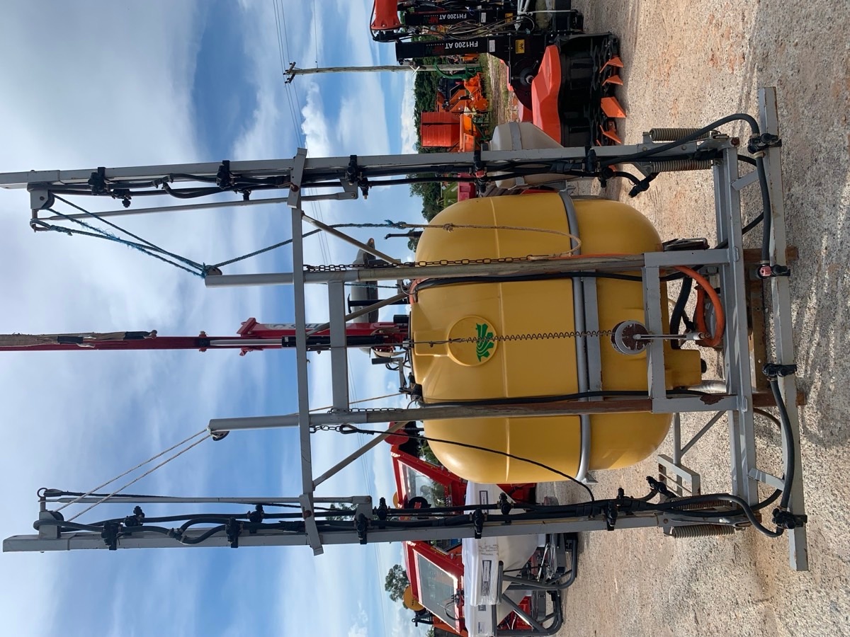 Pulverizador KO 600L BARRA DE 12M MECÂNICA