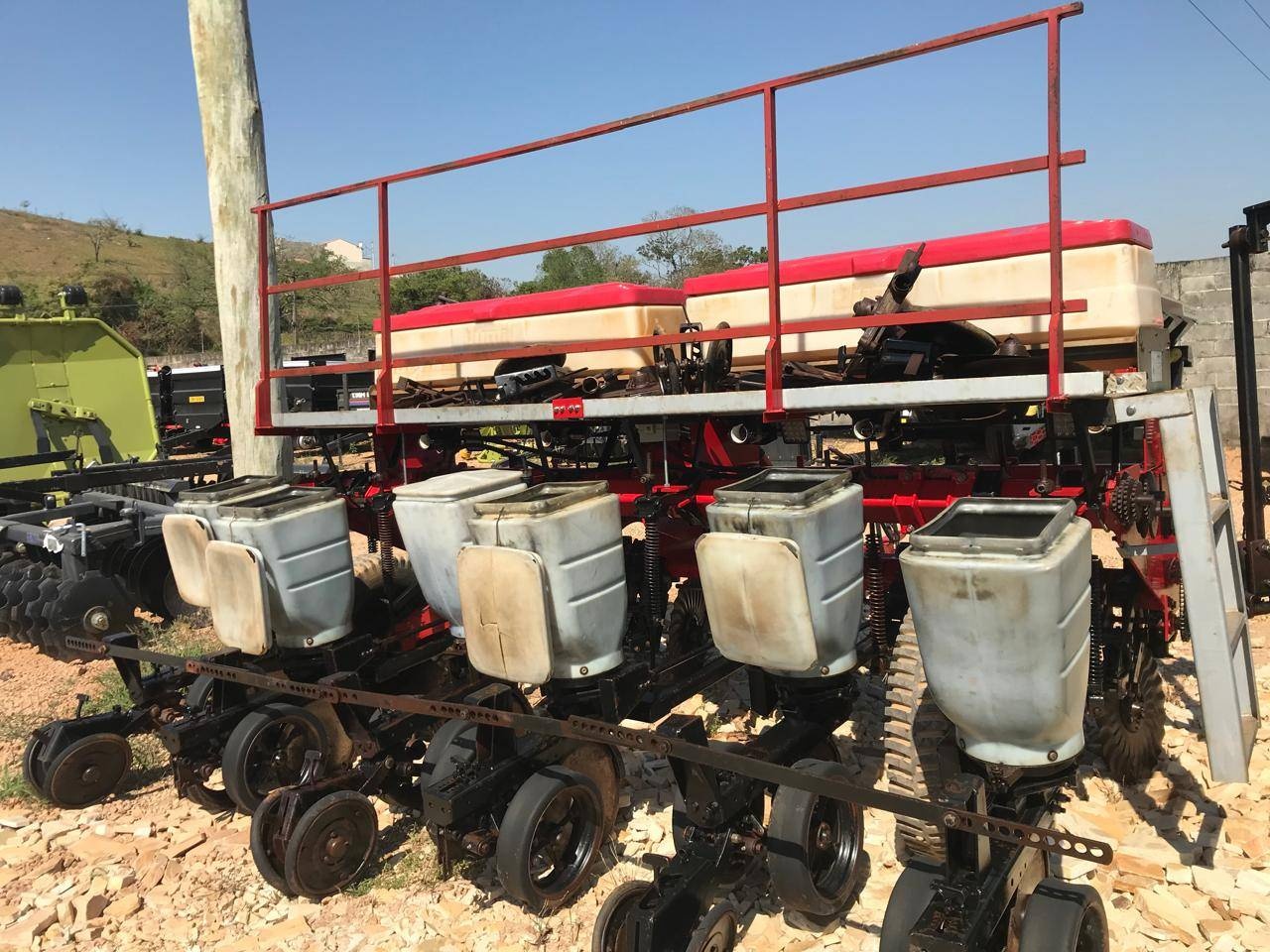 Plantadeira Jumil 2580 6 LINHAS
