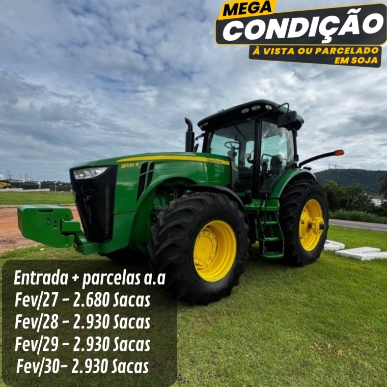 Trator John Deere 8335R ano 2014