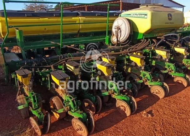 Plantadeira John Deere CCS ano 2013 - CCS - Implementos para Plantio