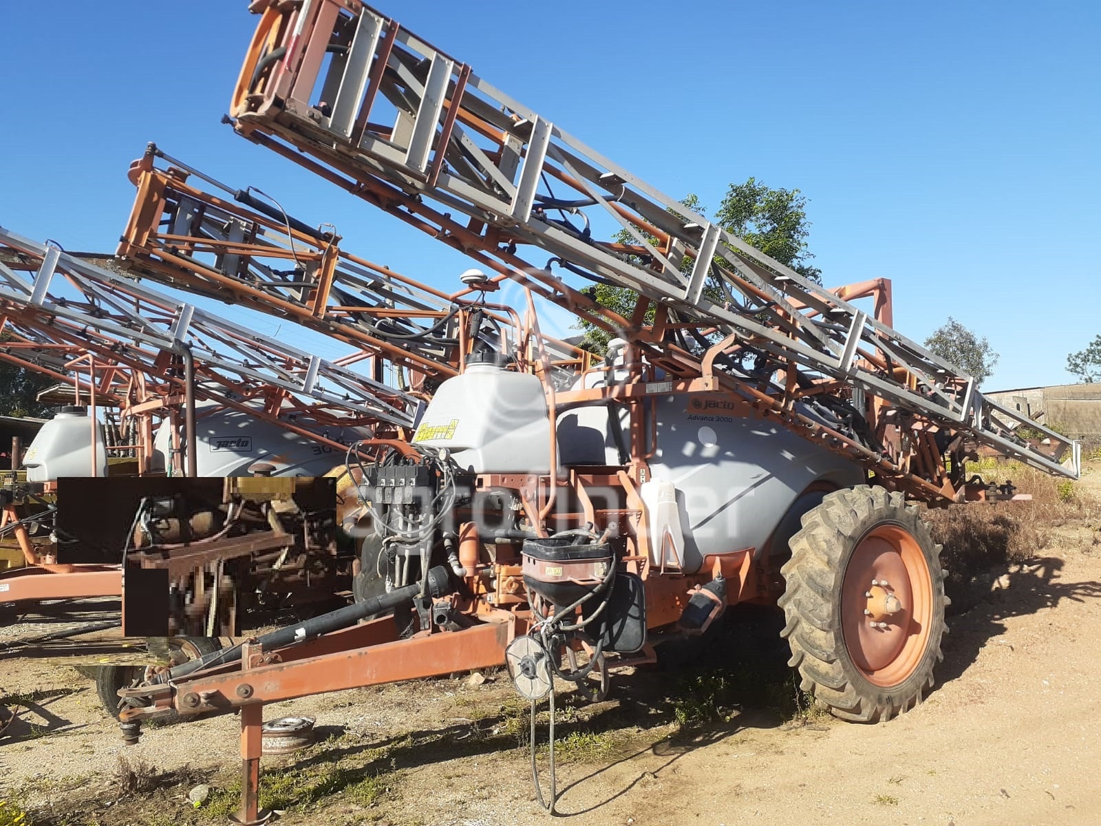 Pulverizador Jacto Advance 3000 ano 2012