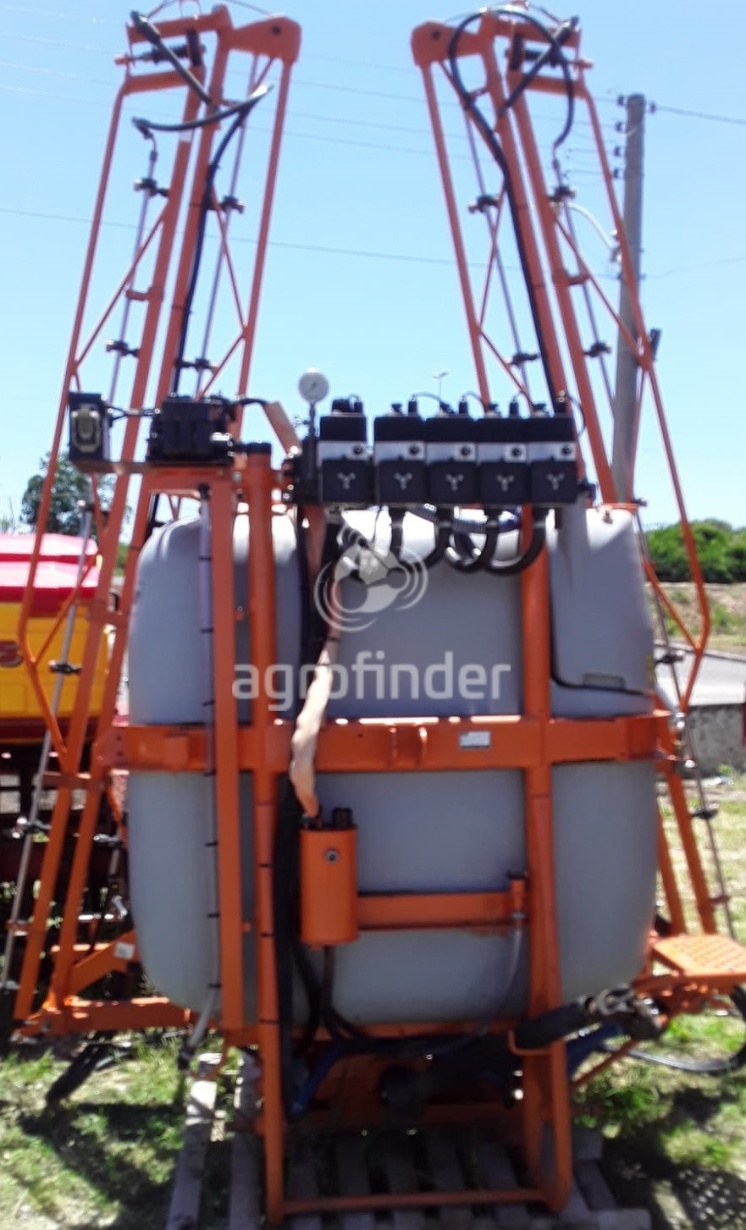 Pulverizador Jacto CONDOR 800 ano 2009