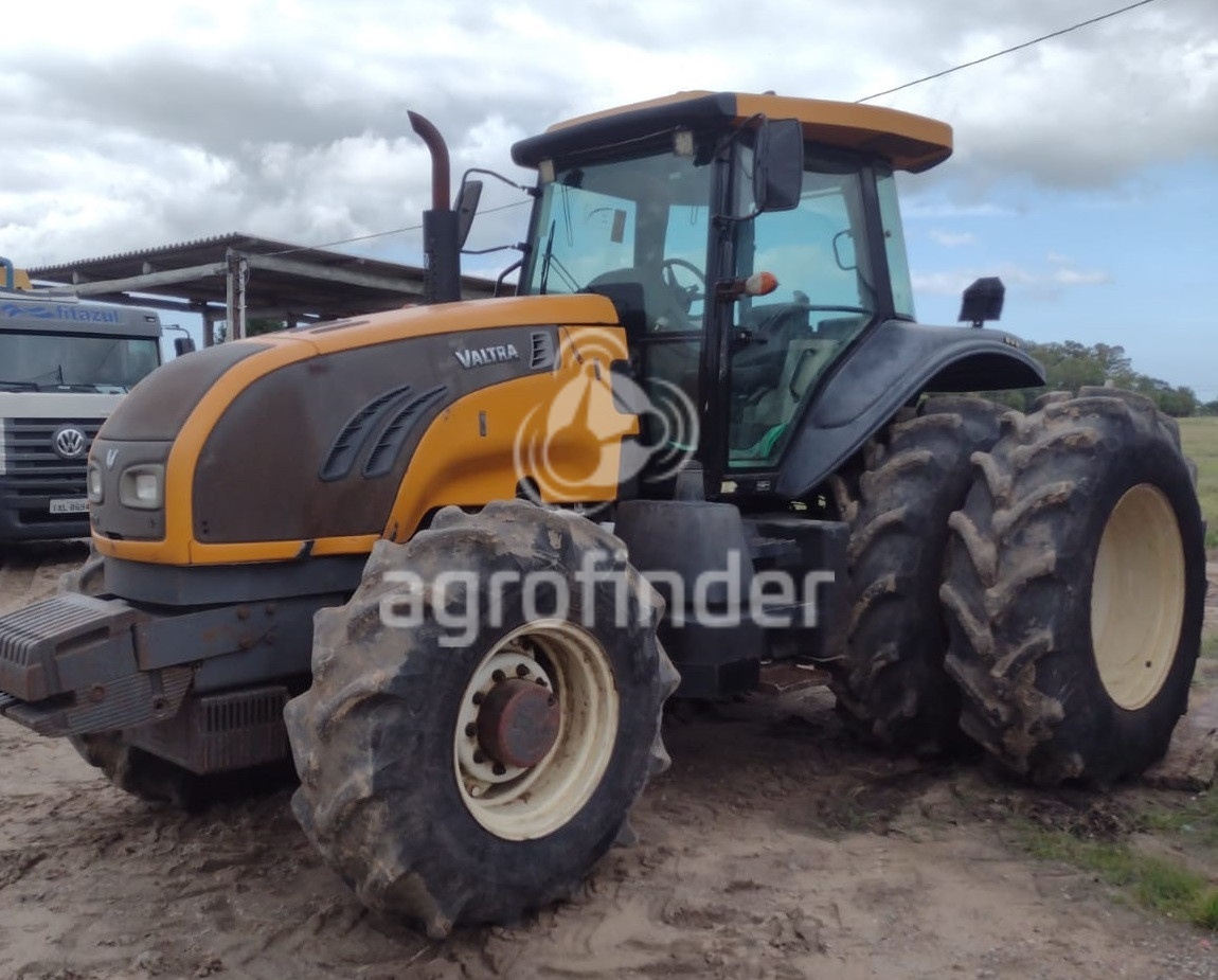 Trator Valtra BT 210 ano 2014