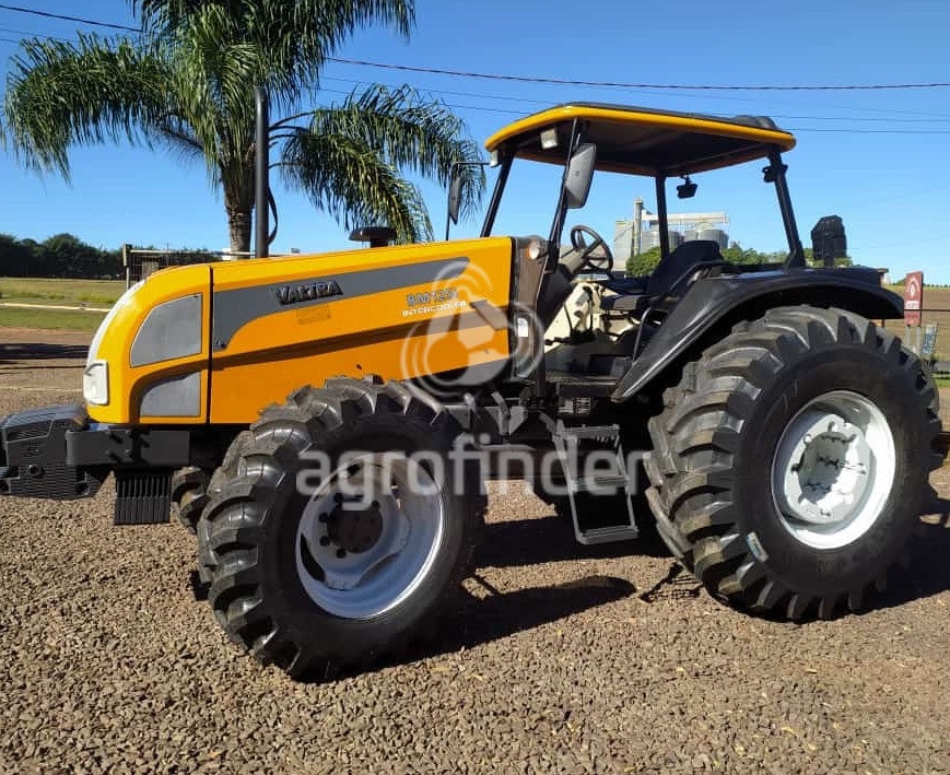 Trator Valtra BM125i ano 2015