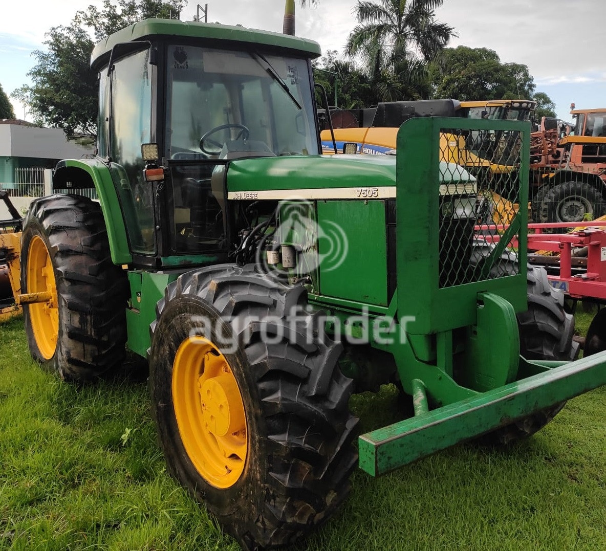 Trator John Deere 7505 ano 2005