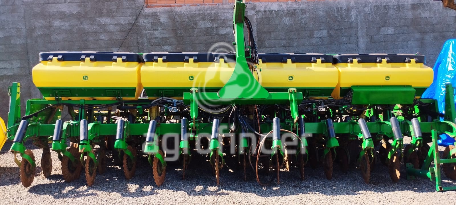 Plantadeira John Deere 2115 CCS ano 2017