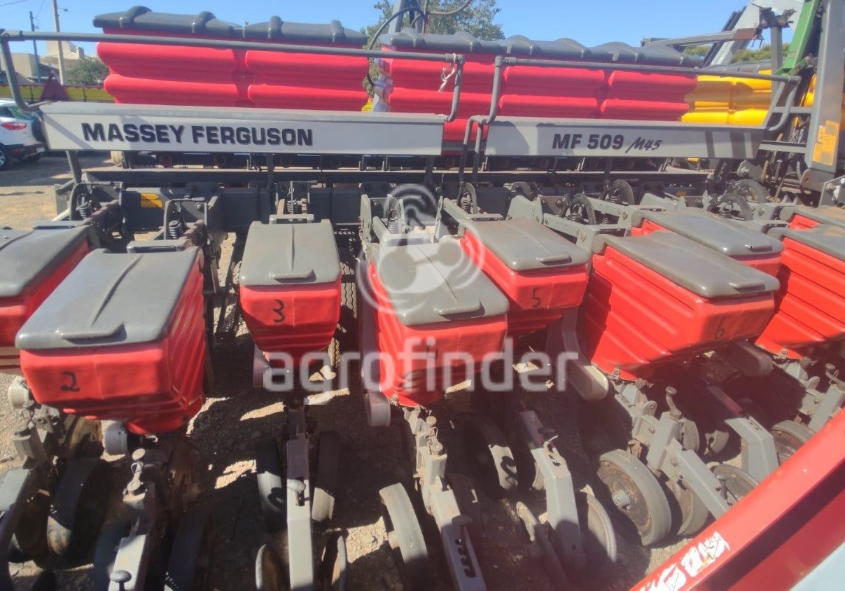 Plantadeira Massey Ferguson MF 509 ano 2009