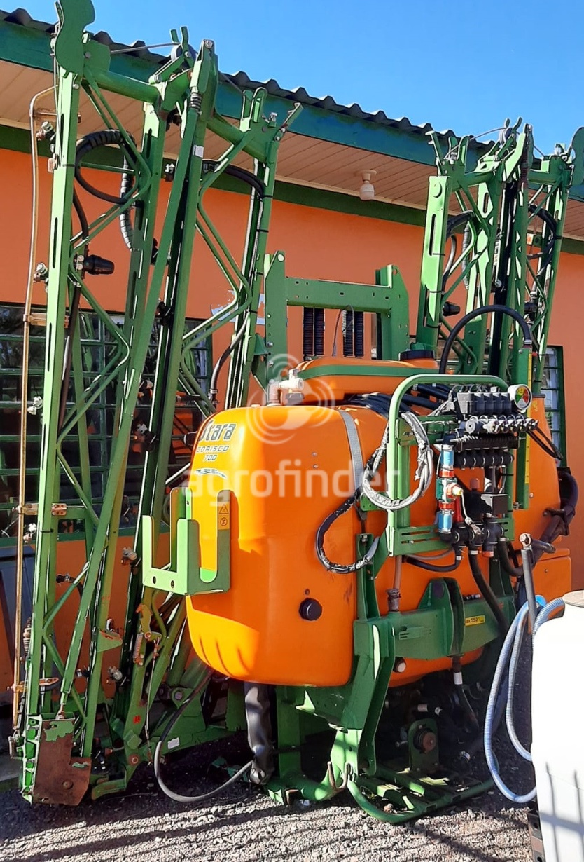 Pulverizador Stara Corisco 700 ano 2011