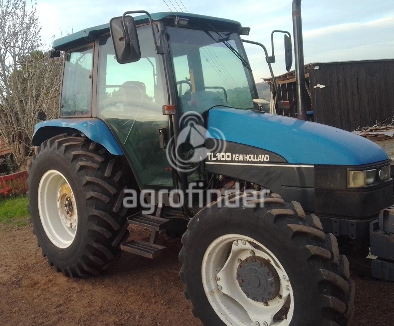 Trator New Holland TL100 ano 2000