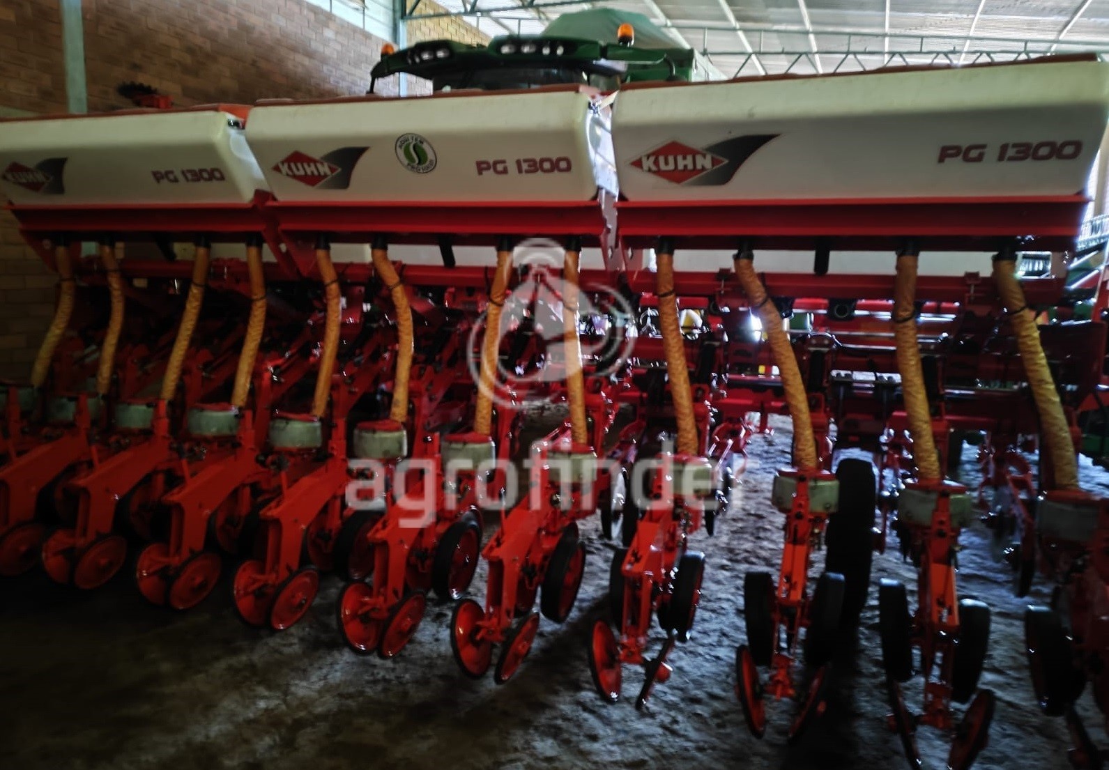 Plantadeira Kuhn PDM PG 1300 ano 2013 - PDM PG 1300 - Implementos para Plantio