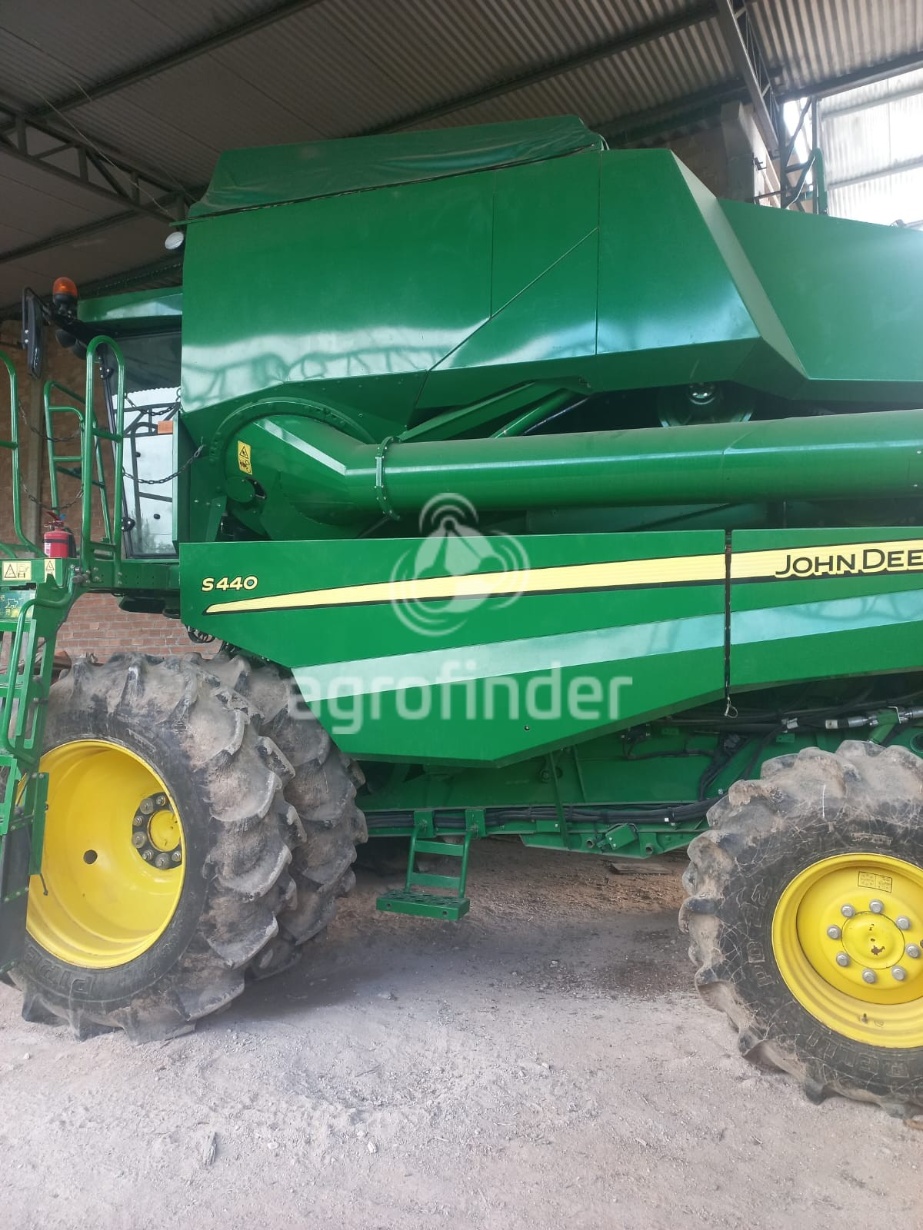 Colheitadeira John Deere S440 ano 2019