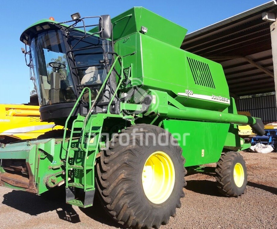 Colheitadeira John Deere 1550 ano 2002 - 1550 - Máquinas Agrícolas