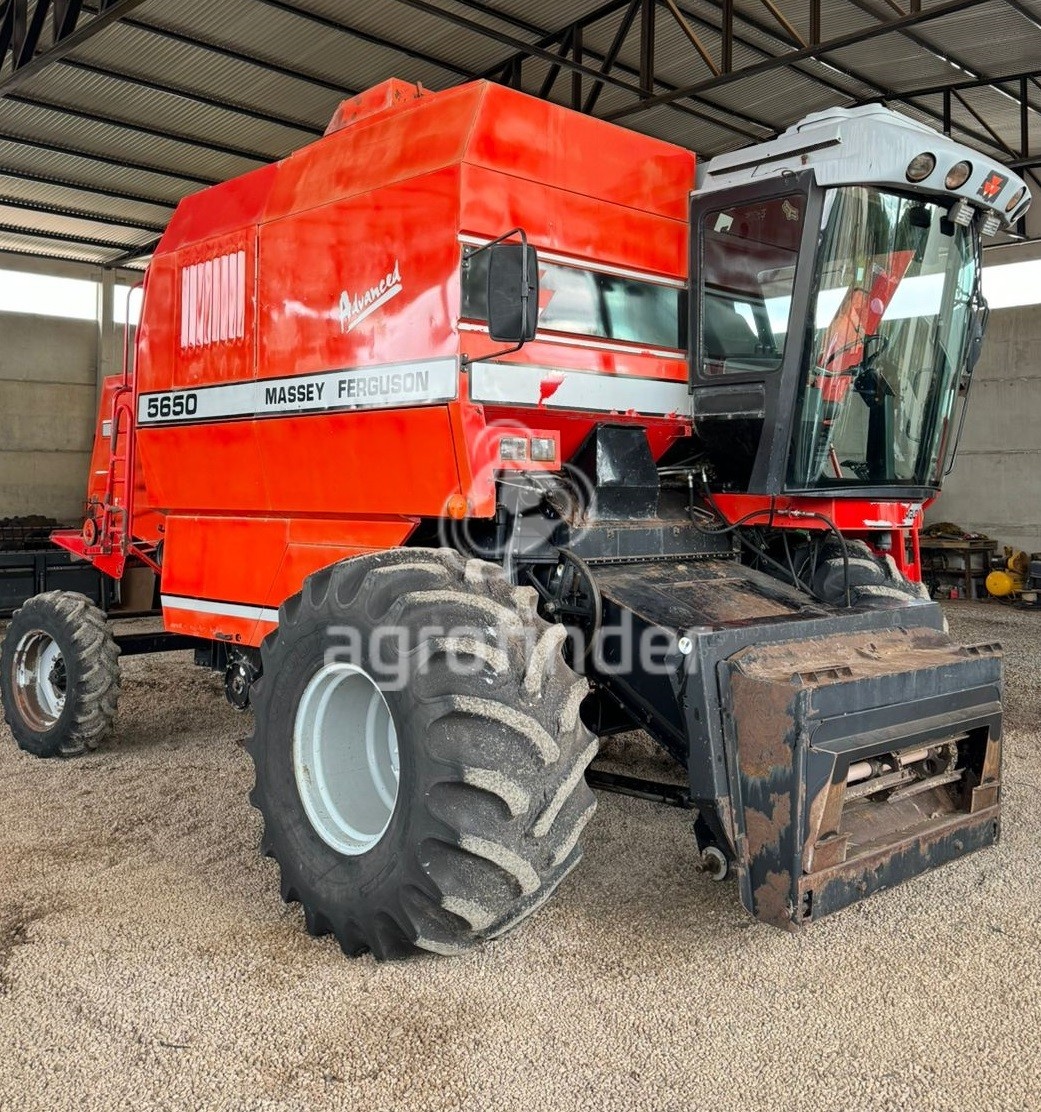 Colheitadeira Massey Ferguson MF 5650 ano 2005 - MF 5650 - Máquinas Agrícolas