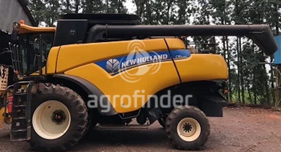 Colheitadeira New Holland CR 6080 ano 2014