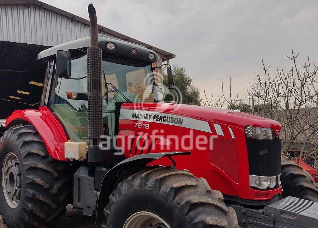 Trator Massey Ferguson MF 7219 ano 2018