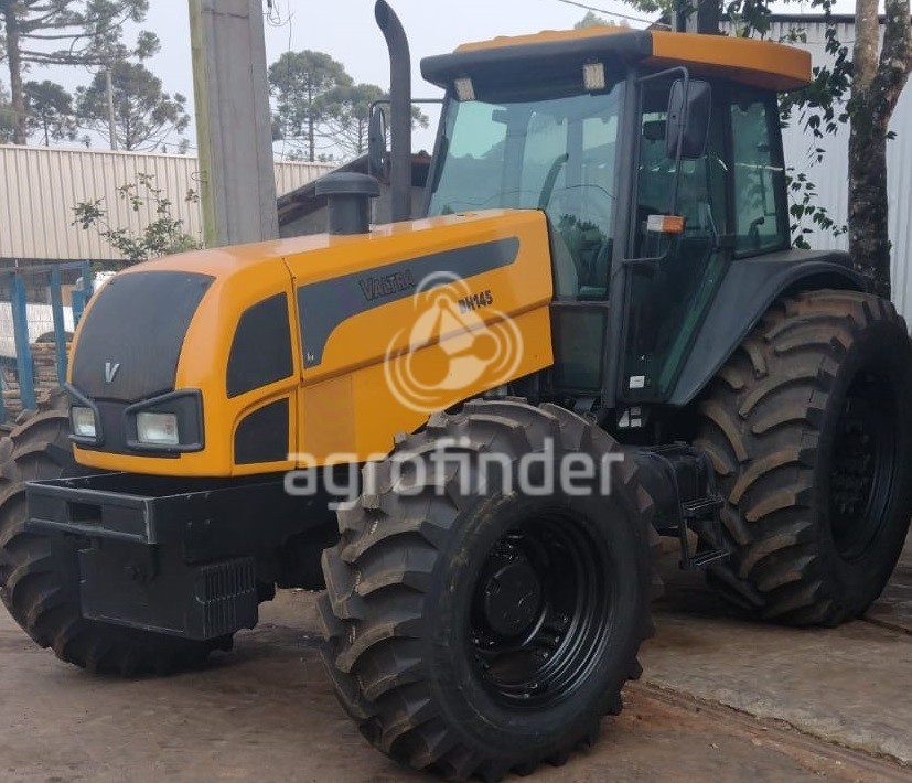 Trator Valtra BH145 ano 2010