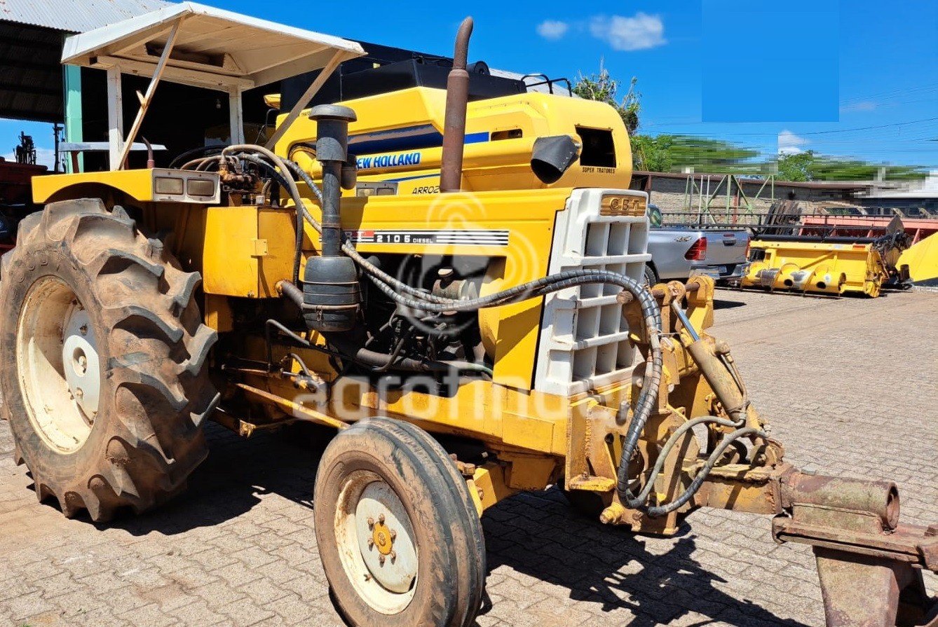 Trator CBT 2105 ano 1980