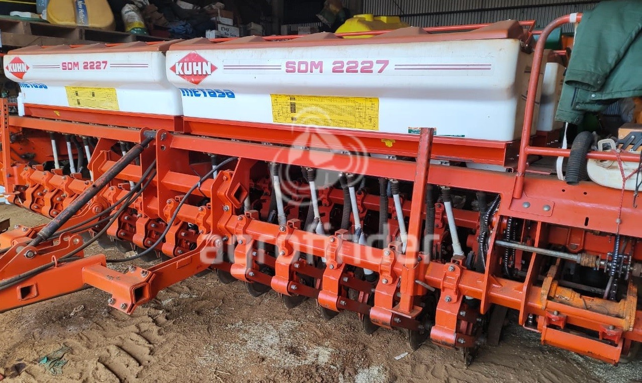 Plantadeira Kuhn SDM 2227/29 ano 2007 - SDM 2227/29 - Implementos para Plantio