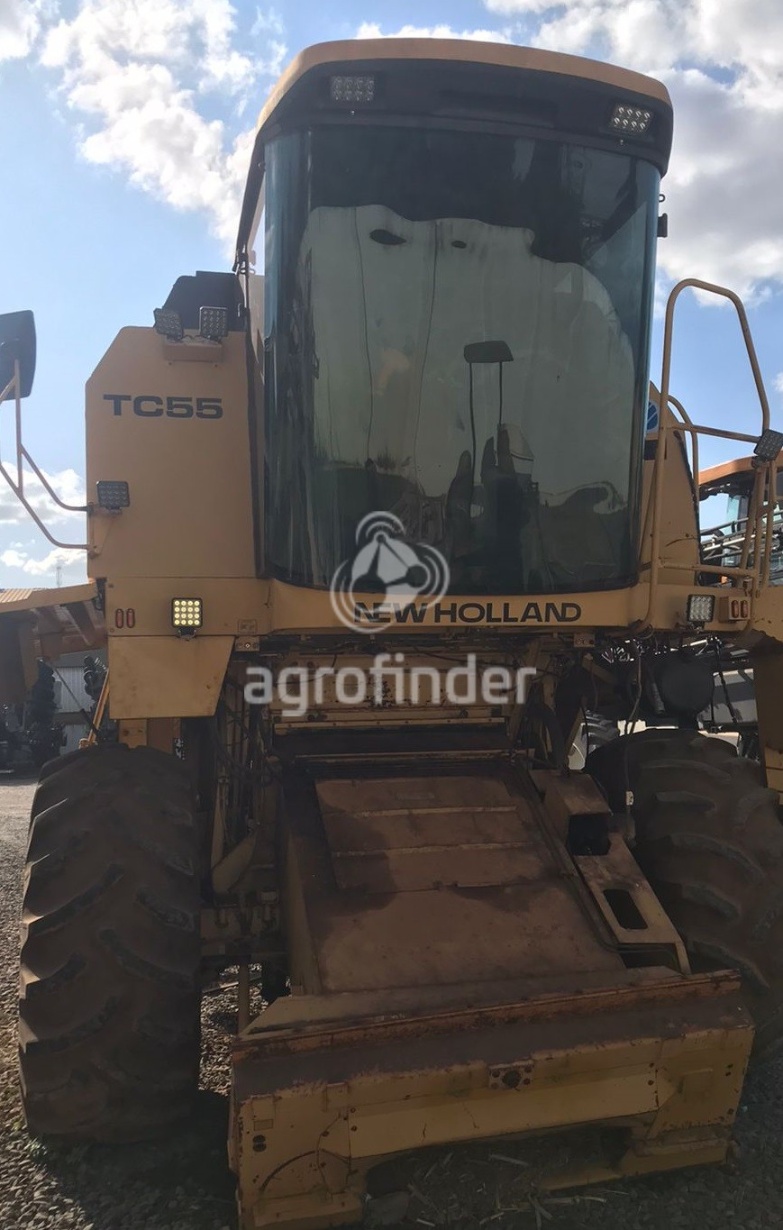 Colheitadeira New Holland TC 55 ano 1998 - TC 55 - Máquinas Agrícolas