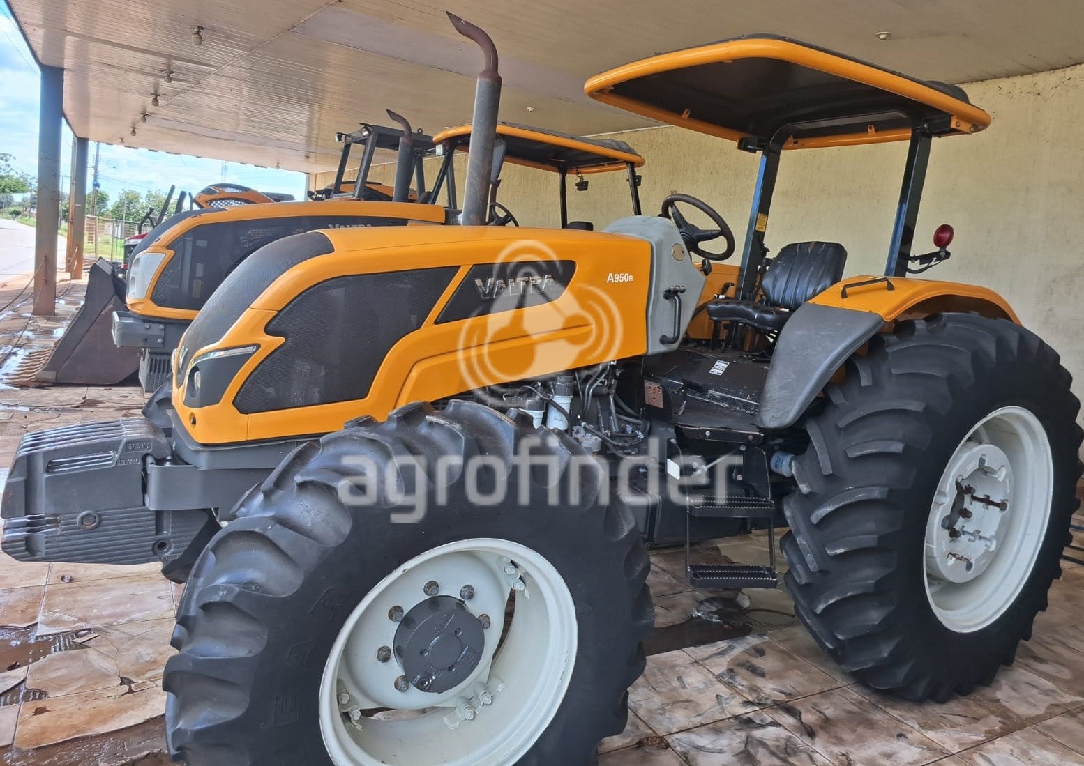 Trator Valtra A950 ano 2020