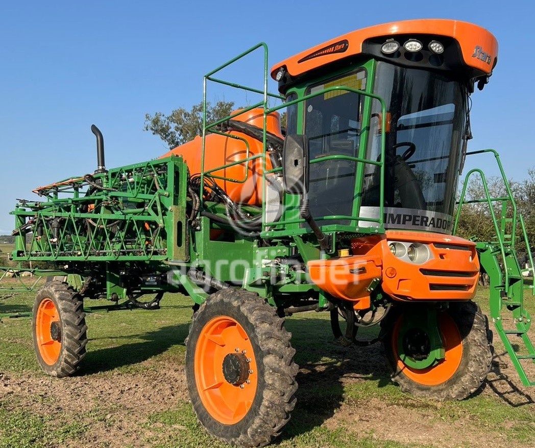 Pulverizador Autopropelido Stara IMPERADOR 3100 ano 2013