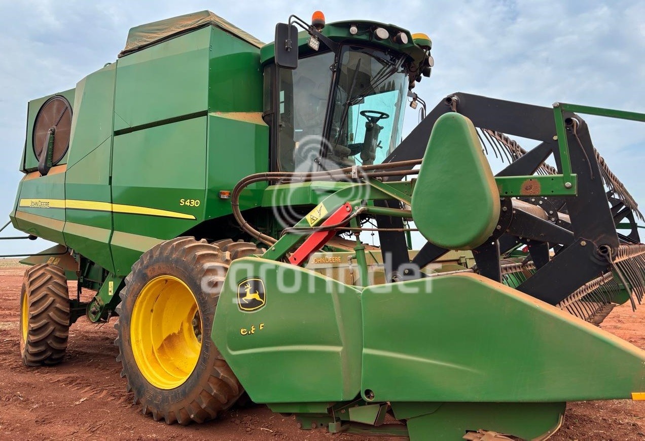 Colheitadeira John Deere S430 ano 2017 - S430 - Máquinas Agrícolas