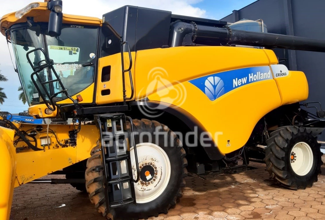 Colheitadeira New Holland CR 9060 ano 2011 - CR 9060 - Máquinas Agrícolas