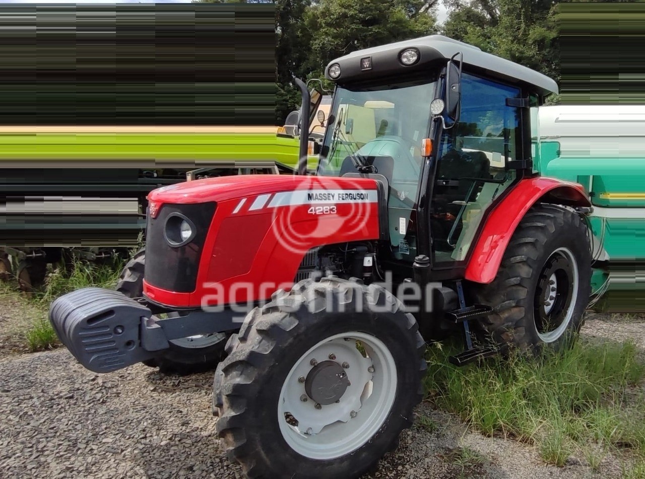 Trator Massey Ferguson MF 4283 ano 2013