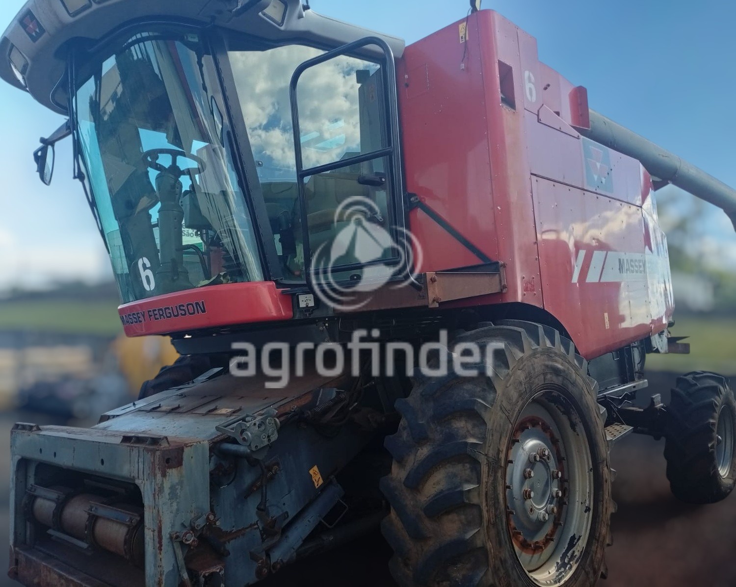 Colheitadeira Massey Ferguson MF9790 ano 2009 - MF9790 - Máquinas Agrícolas