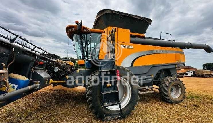 Colheitadeira Valtra BC 7800 ano 2017