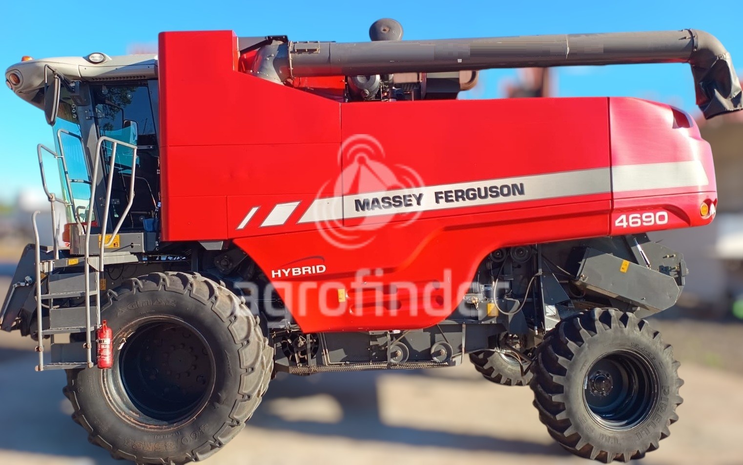 Colheitadeira Massey Ferguson MF 4690 ano 2019 - MF 4690 - Máquinas Agrícolas