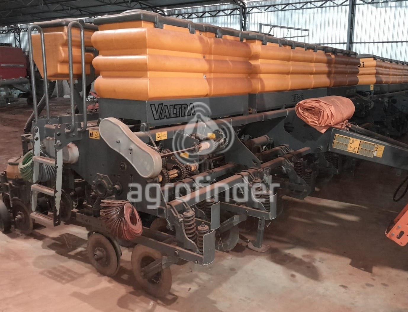 Plantadeira Valtra HiTech BP 1307 ano 2017