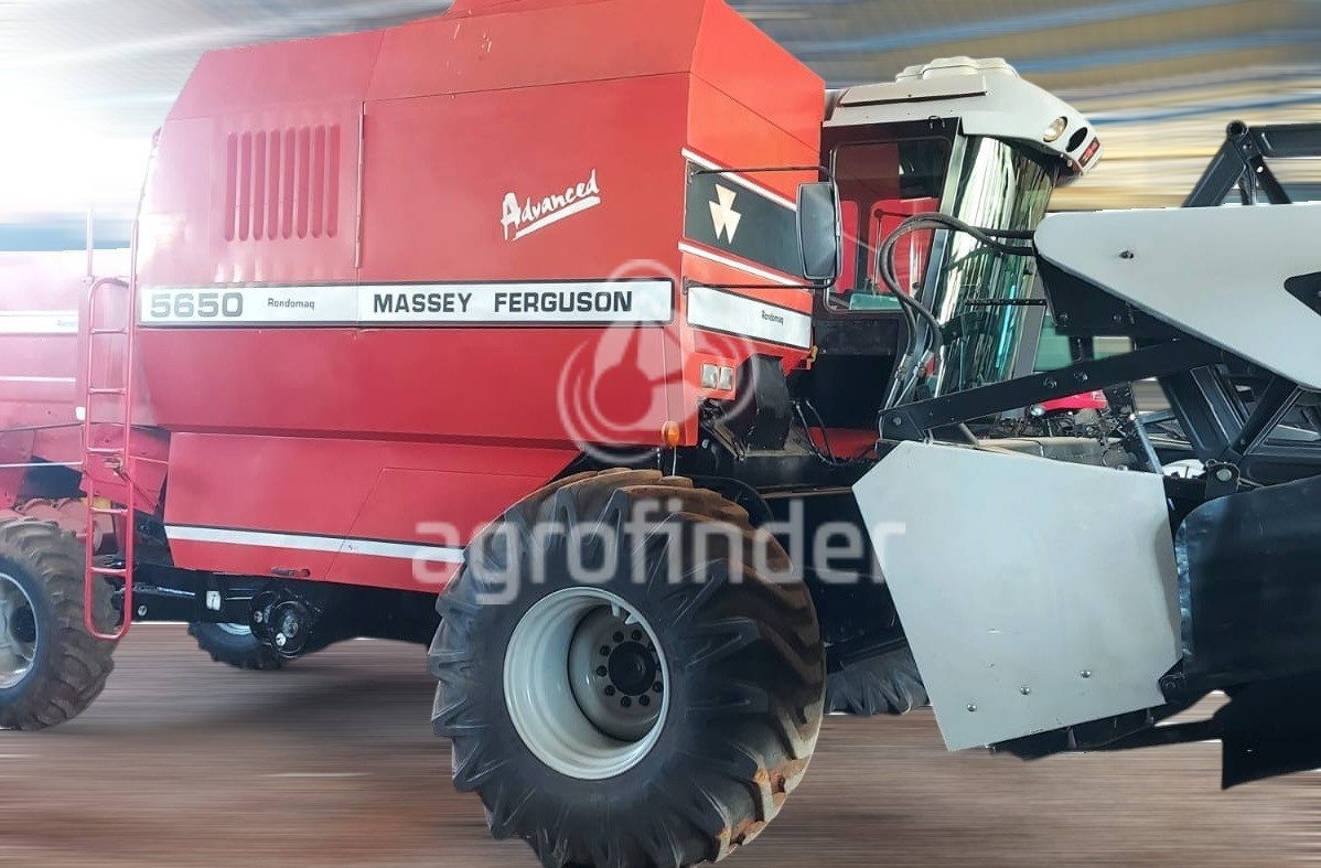 Colheitadeira Massey Ferguson MF 5650 ano 2004 - MF 5650 - Máquinas Agrícolas