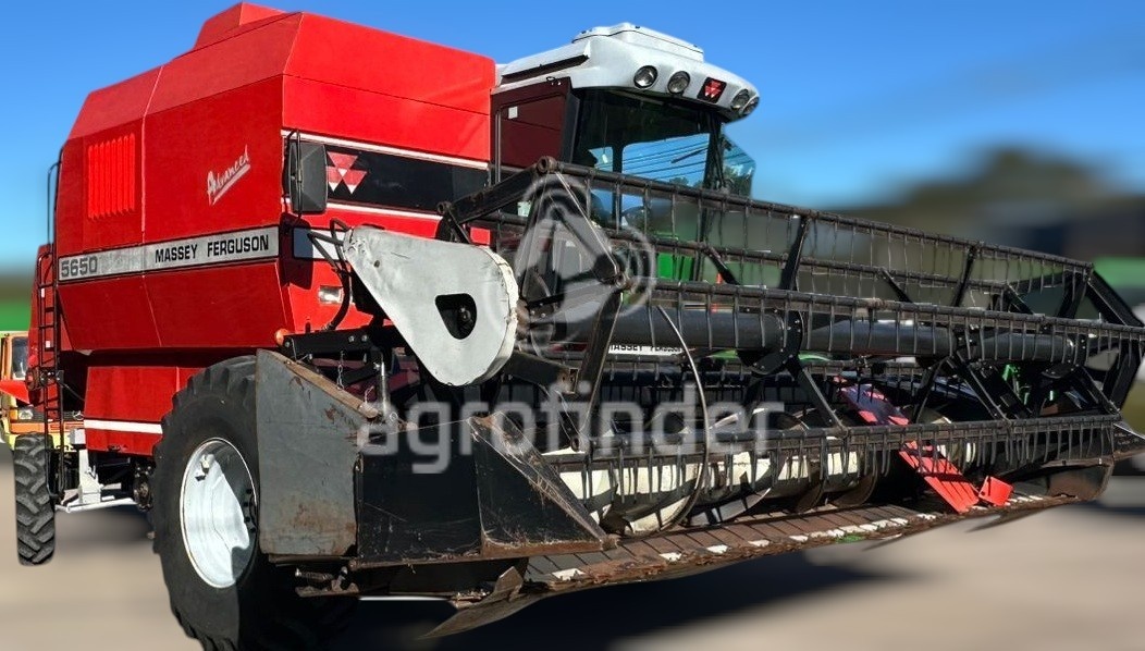 Colheitadeira Massey Ferguson MF 5650 ano 2002