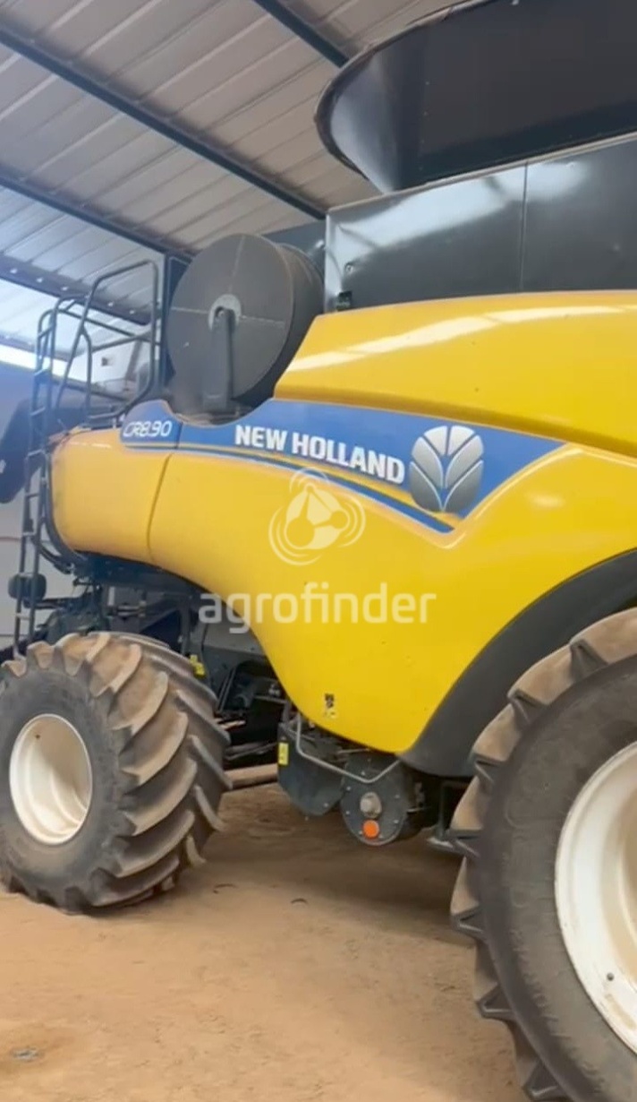 Colheitadeira New Holland CR 8.90 ano 2018 - CR 8.90 - Máquinas Agrícolas